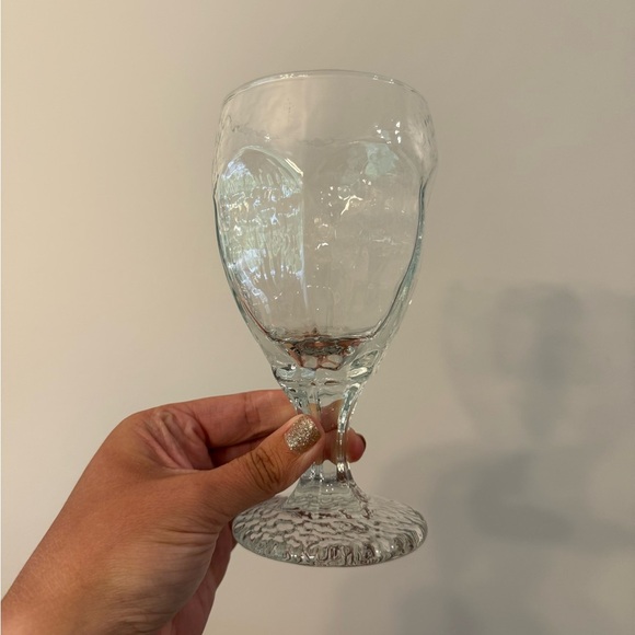 4 Vintage Textured Libbey Wine Goblets - Picture 4 of 8